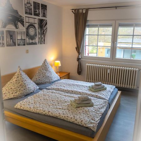בראונברג Ferienwohnung & Apartment Am Steinbrunnen מראה חיצוני תמונה